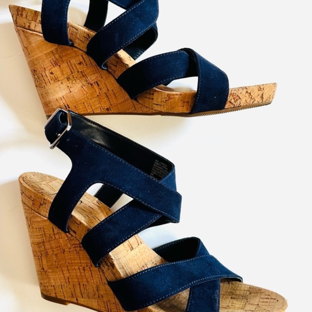 INC International Concepts Size 8 Navy Blue Landor Wedge Sandal